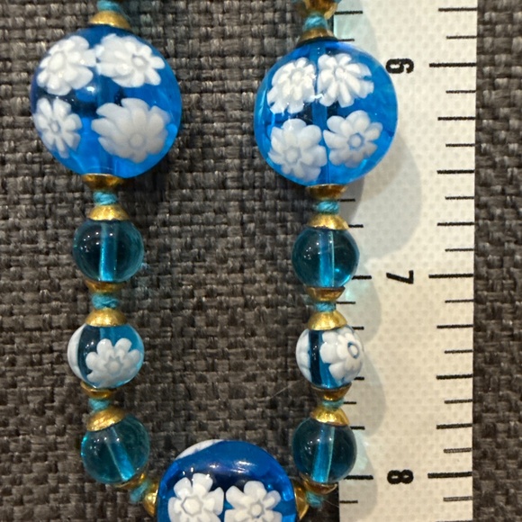 Artisan glass necklace with white flowers and aqua blue glass - Picture 8 of 8